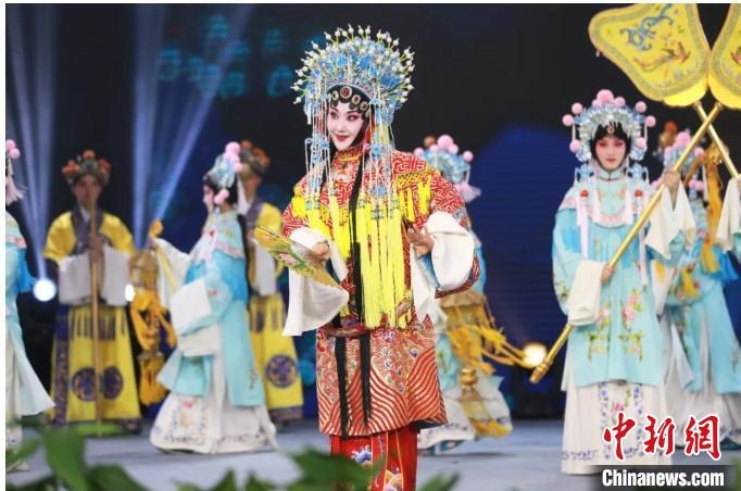 圖為，漢劇《貴妃醉酒》演出現場 武漢文旅局供圖