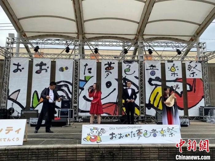 圖為，武漢歌舞劇院參加日本大分市“夢色音樂節(jié)” 武漢文旅局供圖