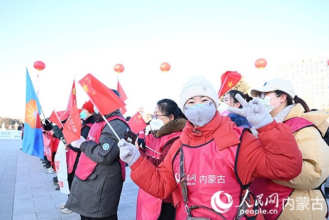 2022年呼和浩特市第七屆徒步迎新活動現(xiàn)場。人民網(wǎng) 劉藝琳攝