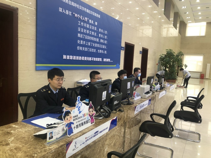 中共黨員、一等功榮立者王曙光不言放棄，堅(jiān)持到比賽最后（王鵬）.jpg