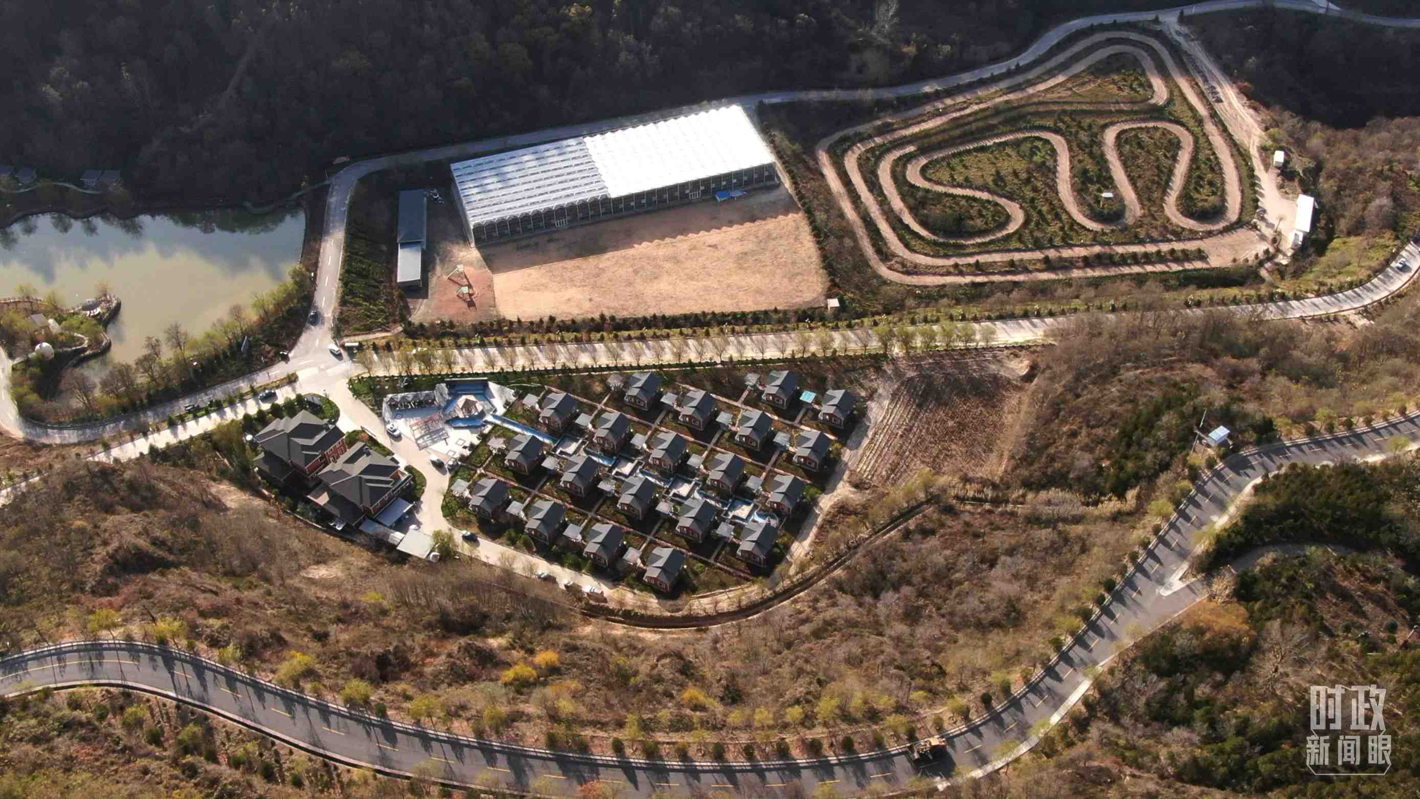 △延安市安塞區(qū)高橋鎮(zhèn)南溝村。2022年10月，總書記曾到這里考察調(diào)研。（總臺記者劉海濤、錢金庫拍攝）
