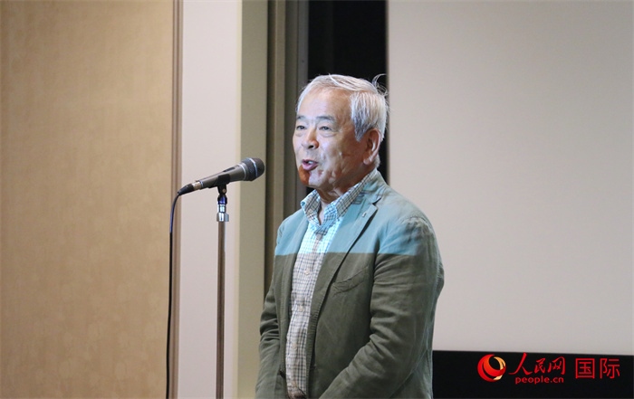 展覽名譽(yù)顧問、日本前文化廳長官青柳正規(guī)致辭。（人民網(wǎng) 許可攝）
