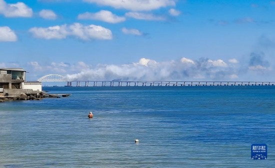 這是8月12日拍攝的克里米亞大橋。新華社/塔斯社