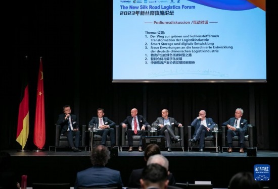 9月21日，中德兩國嘉賓參加在德國杜伊斯堡舉辦的2023新絲路物流論壇。新華社記者 張帆 攝