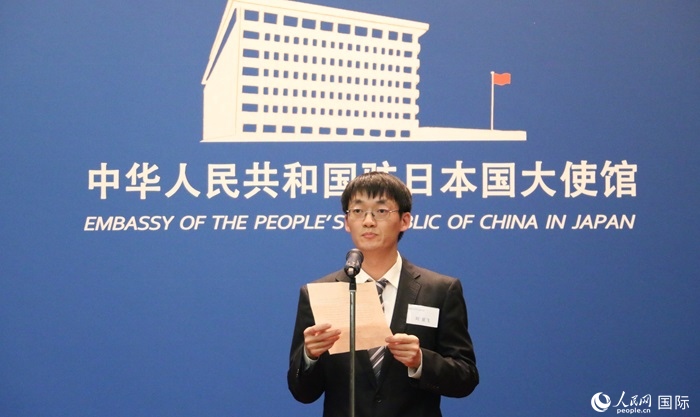 獲獎學生代表、大阪大學博士生劉亞飛發(fā)表感言。人民網(wǎng) 許可攝