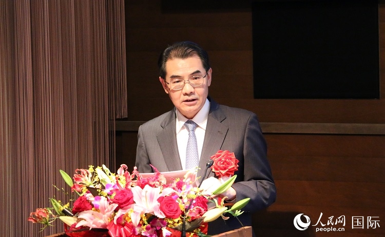 中國駐日本大使吳江浩發(fā)表致辭。人民網 許可攝
