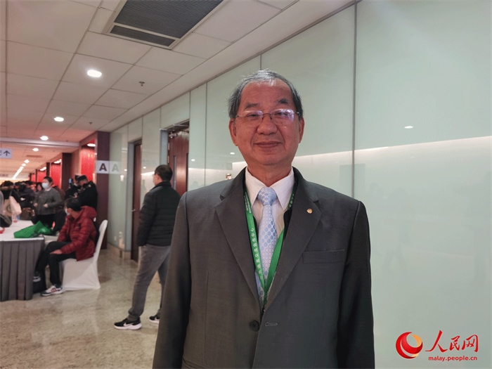 2.馬來西亞漢文化中心主席吳恒燦在北京出席世界中文大會。人民網(wǎng) 楊春燕攝