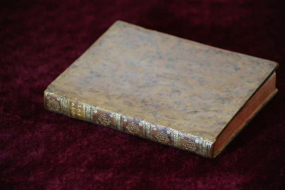 這是典藏于中國(guó)國(guó)家圖書館的《論語(yǔ)導(dǎo)讀》。