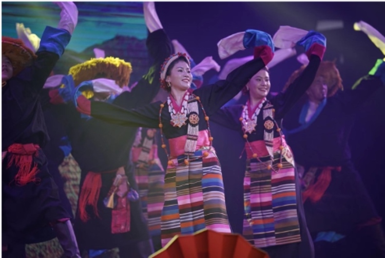 圖為2024“歡樂春節(jié)”中泰互致新春賀辭活動(dòng)現(xiàn)場(chǎng)。 中國(guó)駐泰國(guó)大使館文化處供圖