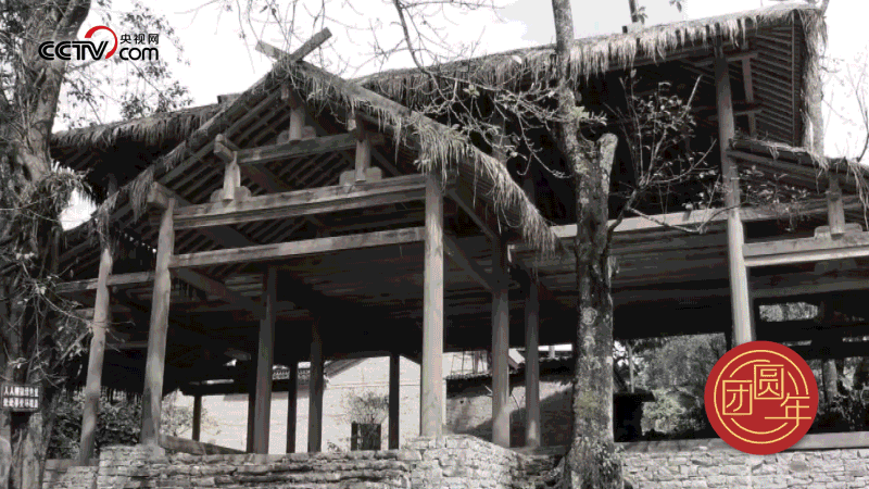 △ 云南省騰沖市清水鄉(xiāng)三家村的司莫拉佤族村曾經(jīng)是貧困村，隨著國家脫貧攻堅(jiān)、鄉(xiāng)村振興的推進(jìn)，這個小村寨舊貌換新顏，變成了名副其實(shí)的美麗鄉(xiāng)村。
