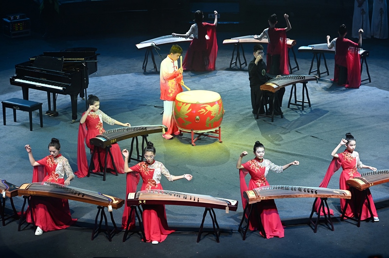 2024年1月21日，廣州，“第二屆粵港澳大灣區(qū)青少年音樂周”頒獎典禮在融創(chuàng)廣州大劇院舉行。