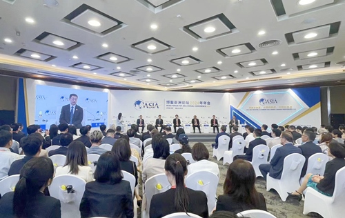 博鰲亞洲論壇2024年年會(huì)“‘創(chuàng)新、綠色、數(shù)智、融合’引領(lǐng)高質(zhì)量發(fā)展”分論壇。人民網(wǎng)記者 喬雪峰攝