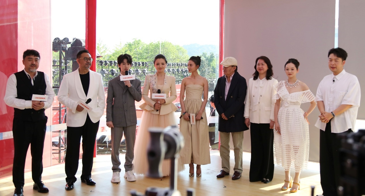 “品牌助力電影”公益直播活動現(xiàn)場。主辦方供圖