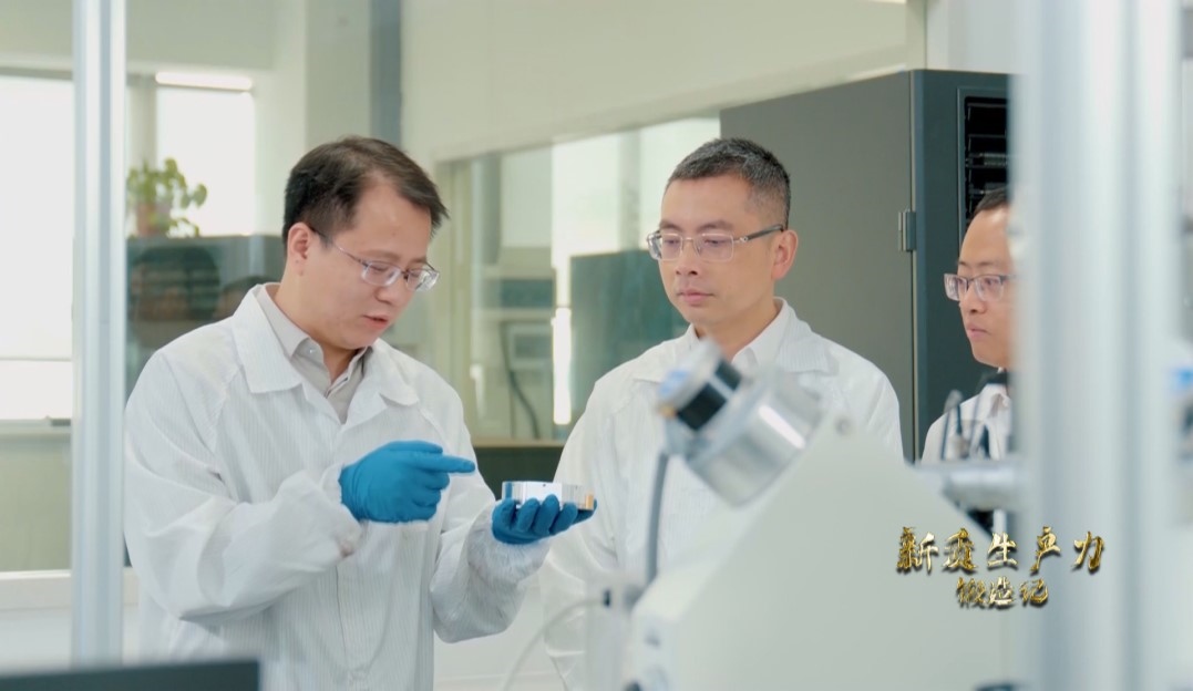 長(zhǎng)沙巴斯夫杉杉電池材料研究院，正在進(jìn)行電池材料研究。