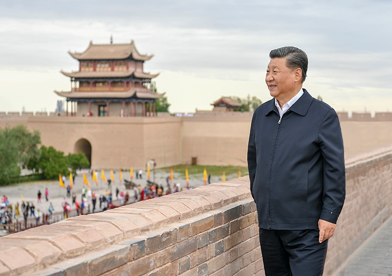 2019年8月20日，習(xí)近平總書記來到甘肅嘉峪關(guān)關(guān)城，登上城樓察看關(guān)城整體面貌，聽取河西走廊長城、關(guān)隘歷史文化情況介紹。