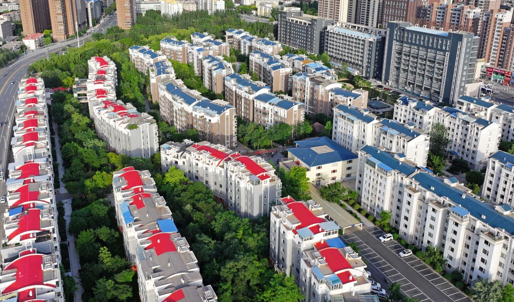 6月19日拍攝的長城花園社區(qū)（無人機照片）。