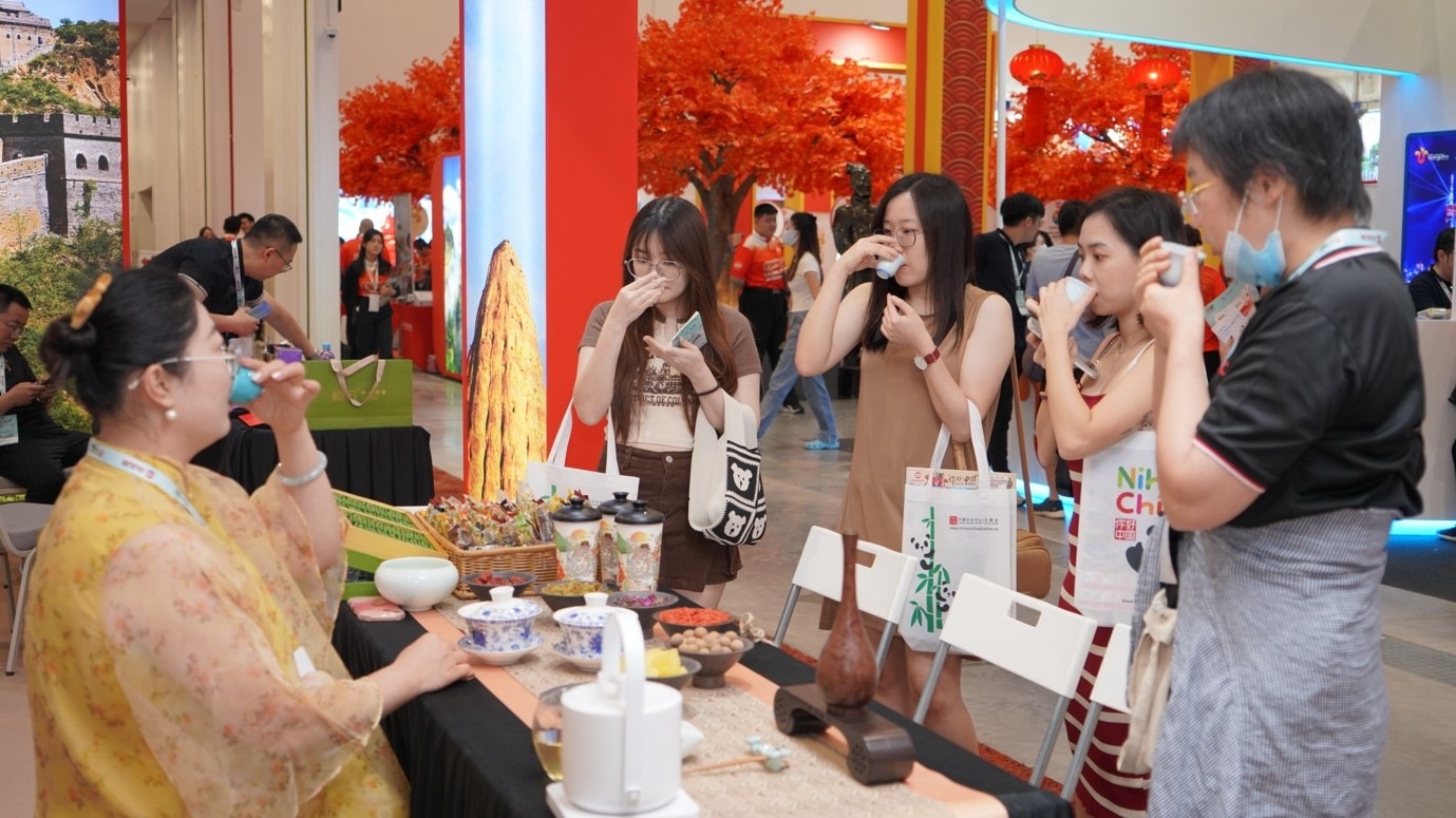 寧夏非遺八寶茶互動展示。 吉隆坡中國文化中心供圖