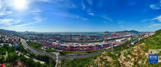 這是6月26日拍攝的中哈連云港物流合作基地（無人機照片）。新華社記者 季春鵬 攝
