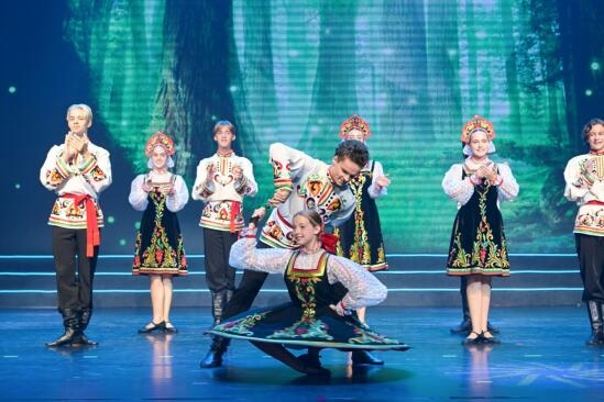 第十屆“歡動北京”開幕，12國青少年向未來問好