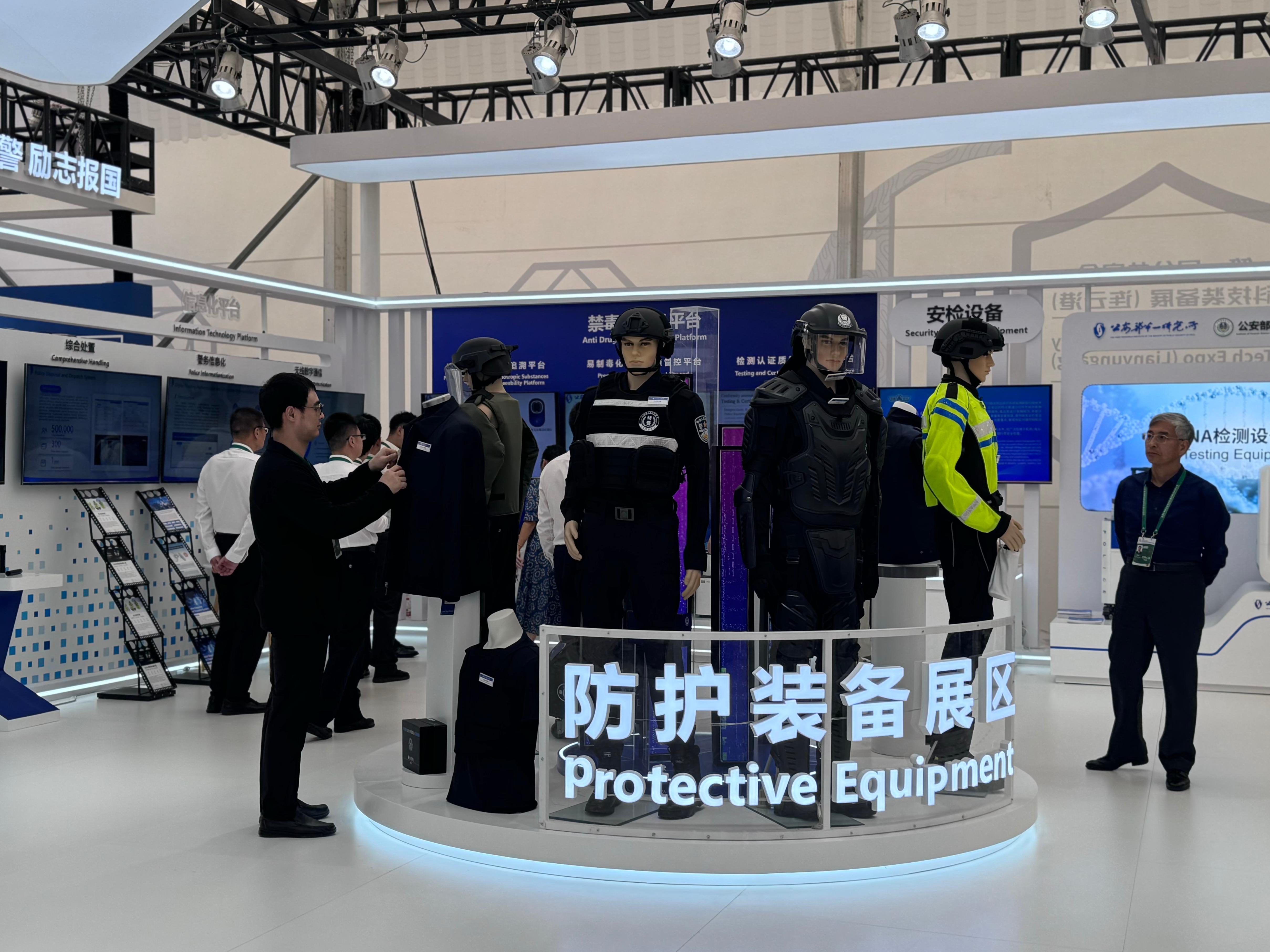 公共安全科技裝備展（連云港）現(xiàn)場。人民網(wǎng)記者 郝萍攝
