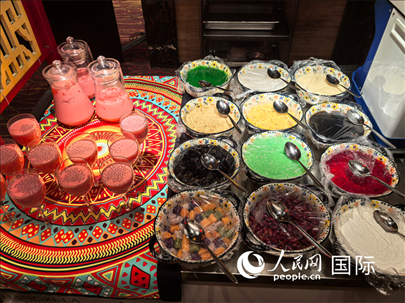 馬來西亞美食節(jié)現場準備的美食。人民網 楊春燕攝