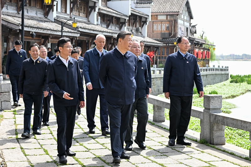 2024年3月19日，習(xí)近平總書記在湖南常德河街考察。