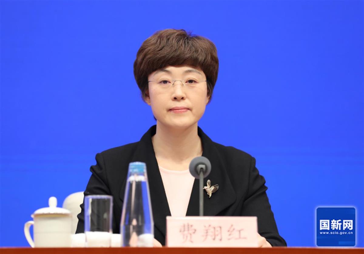 司法部新聞發(fā)言人、法治宣傳中心主任費翔紅。圖片來源：國新網