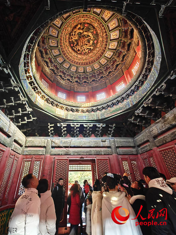 2025年1月，游客正在故宮博物院參觀。人民網(wǎng)記者 韋衍行攝