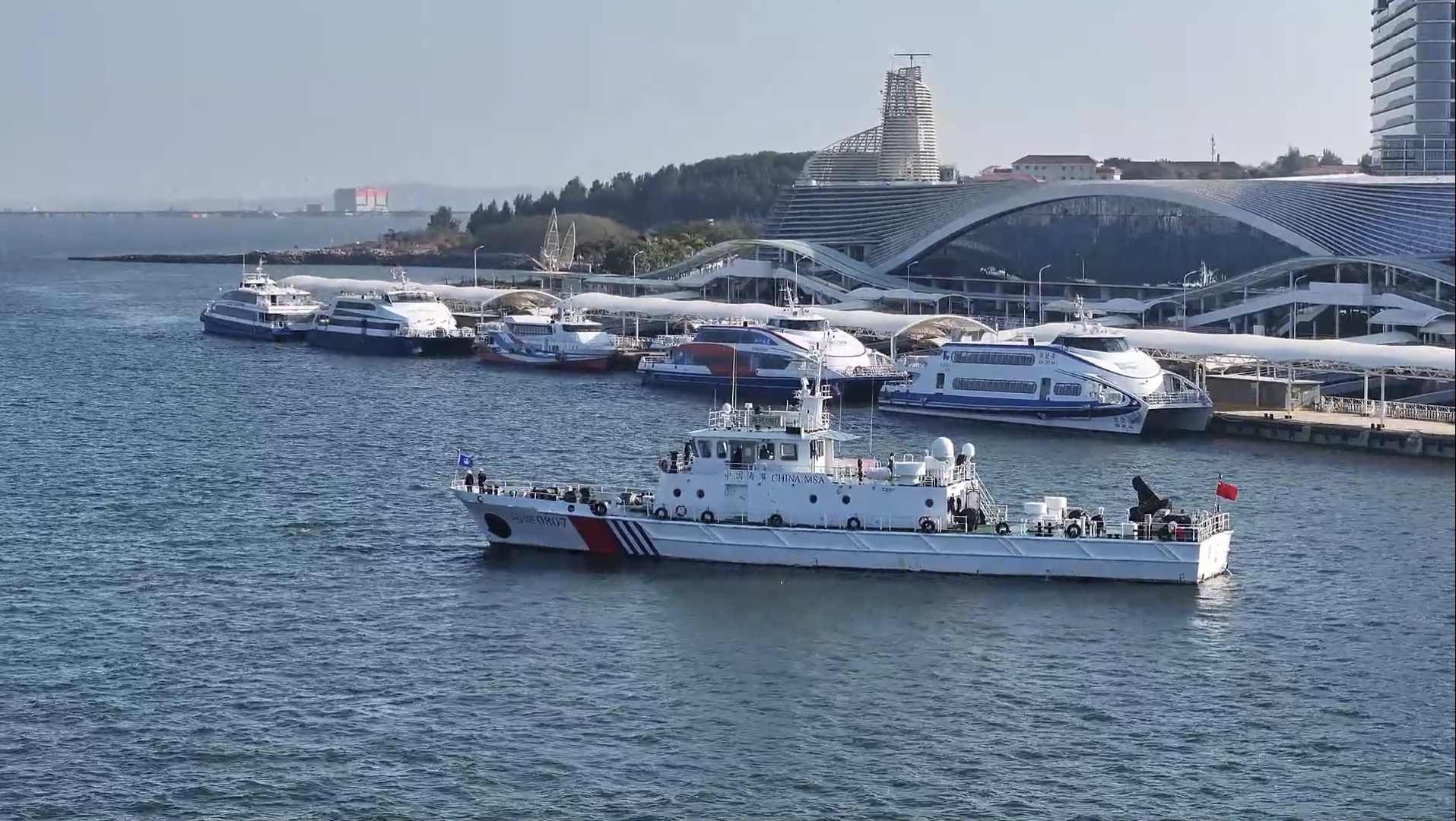 廈金“小三通”客運航線創(chuàng)復航以來單日客流量新高。廈門海事局供圖