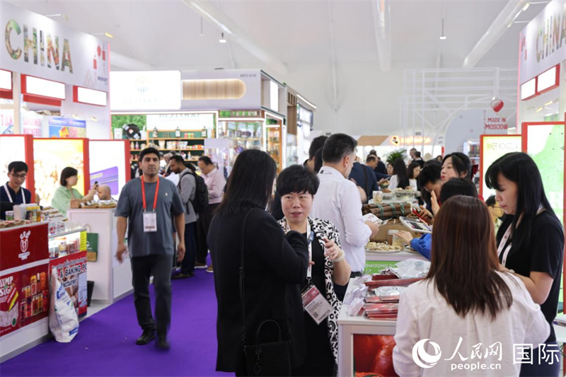 第三十屆海灣食品展正在迪拜舉行，圖為中國館一角。人民網(wǎng)記者 張志文攝