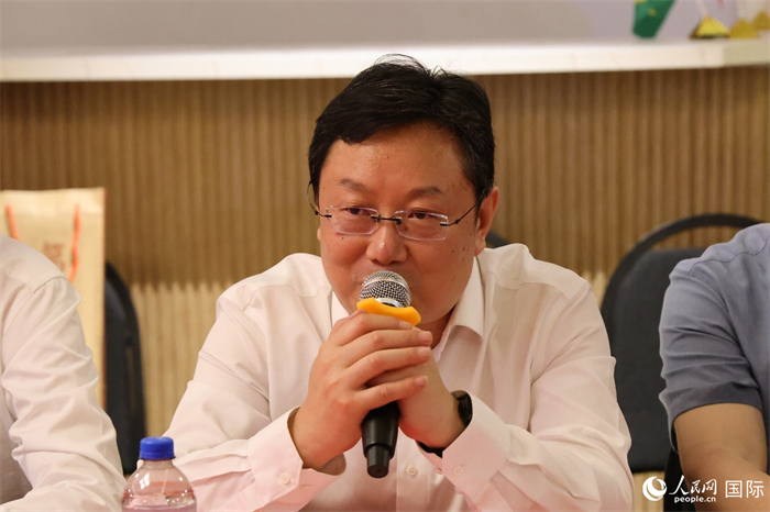 山東省濰坊市副市長狄波在座談會(huì)上致辭。人民網(wǎng)記者 陳海琪攝
